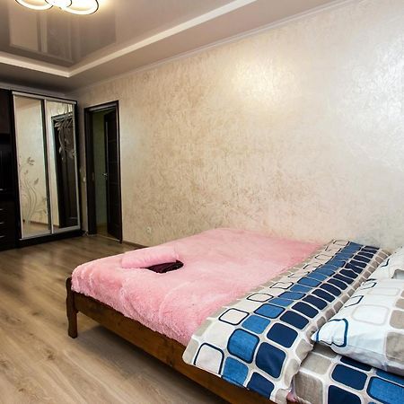 Подобово в Центрі поряд ЖД Тернопіль Екстер'єр фото